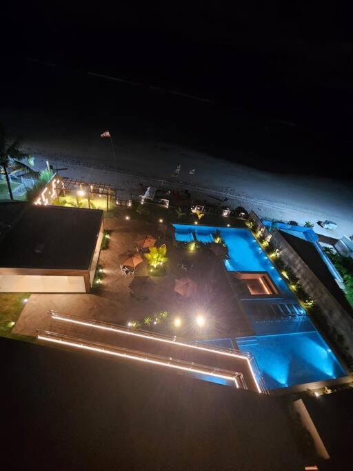 Flat De Luxo Beira-mar Em Apartamento *