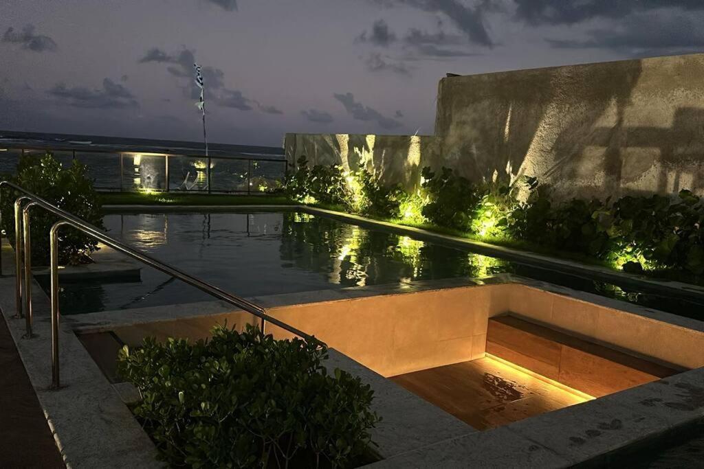 Flat De Luxo Beira-mar Em *