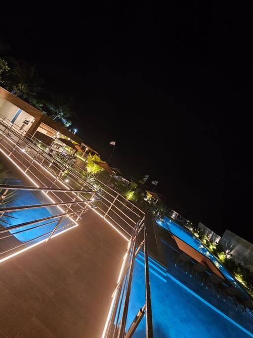 Flat De Luxo Beira-mar Em Apartamento *